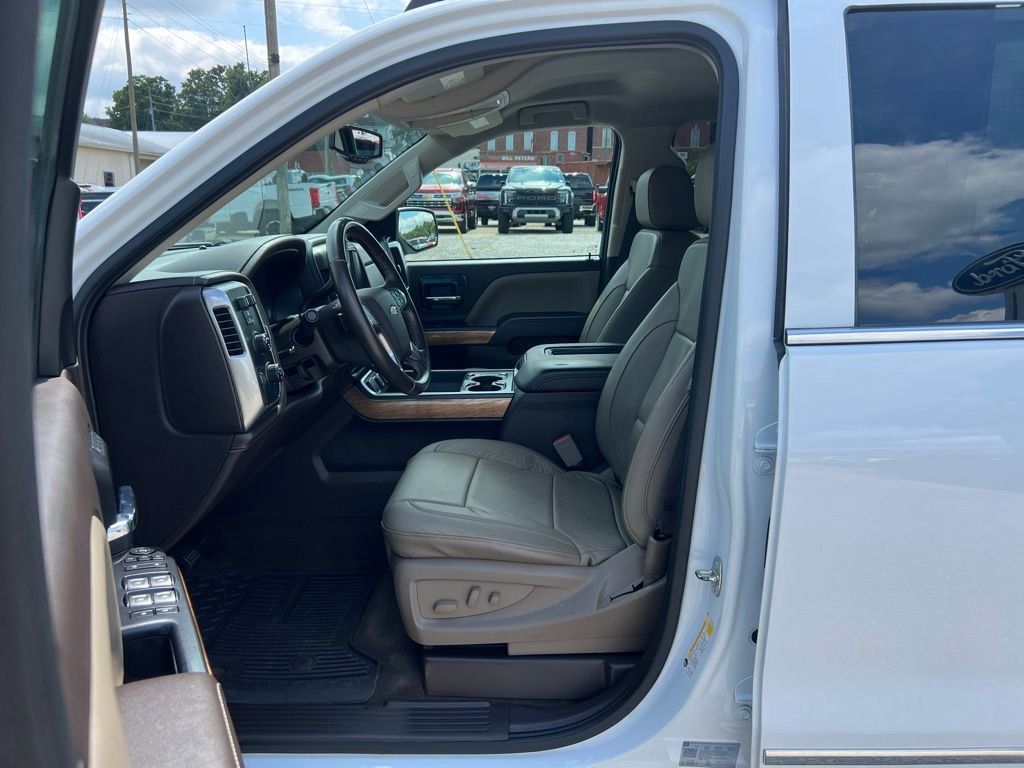 Used 2018 Chevrolet Silverado 1500 LTZ w/ Sport Package image 13