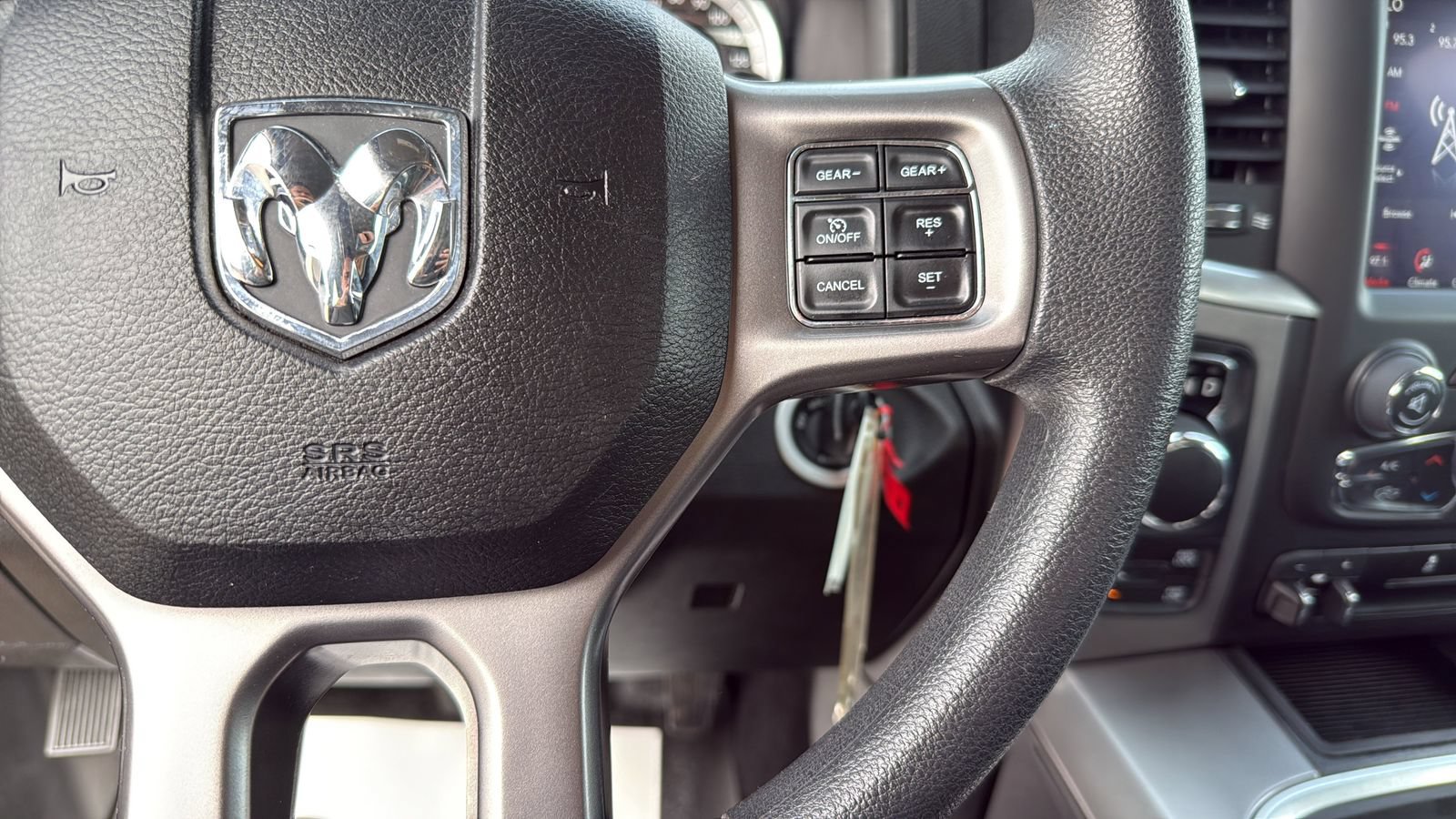 Used 2023 RAM 1500 Classic SLT AWD/4WD image 15