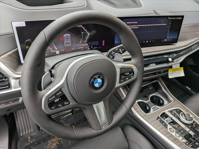New 2026 BMW X7 xDrive40i w/ Executive Package image 3