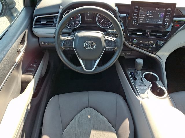Used 2024 Toyota Camry LE w/ Convenience Package FWD image 11