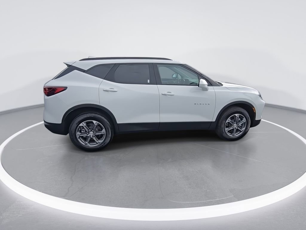 Used 2024 Chevrolet Blazer LT w/ Convenience Package image 9