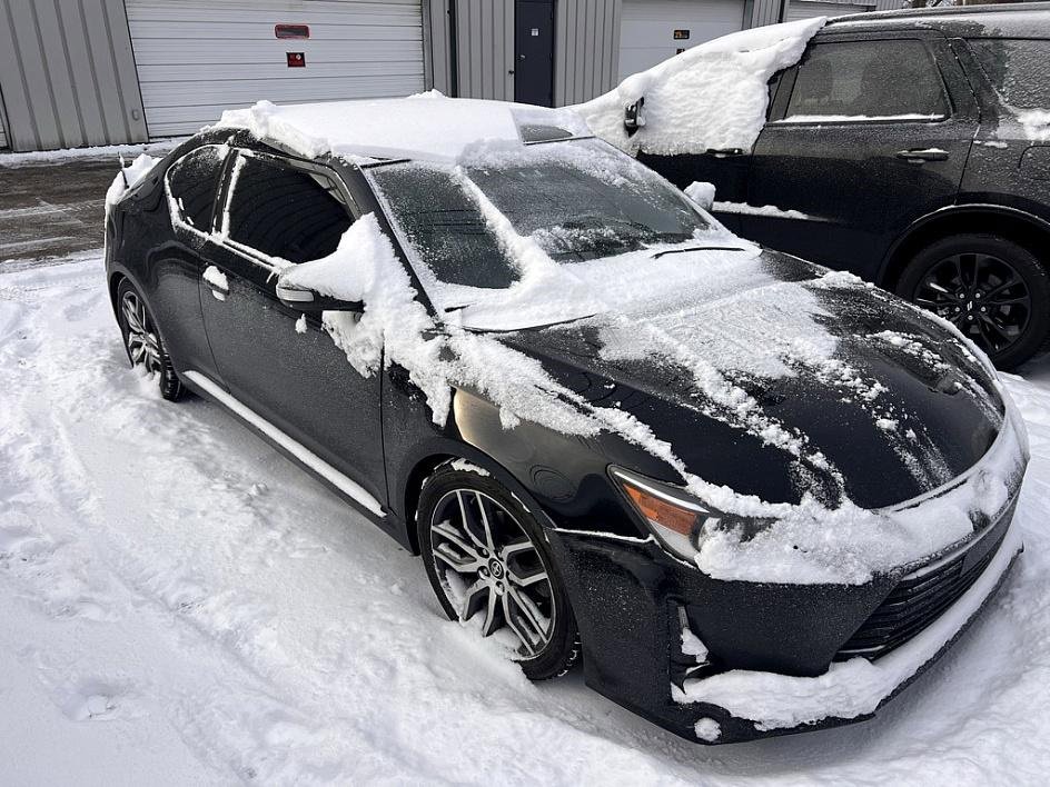 Used 2015 Scion tC image 2