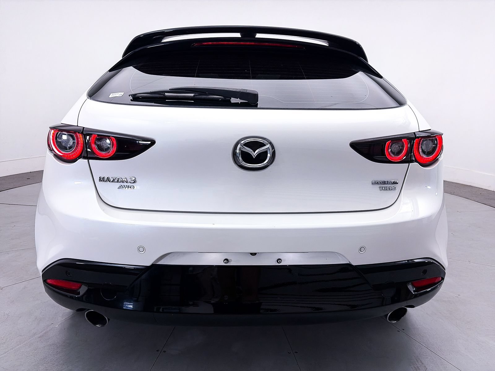 Used 2023 MAZDA MAZDA3 Hatchback w/Premium Plus Pkg AWD/4WD image 16