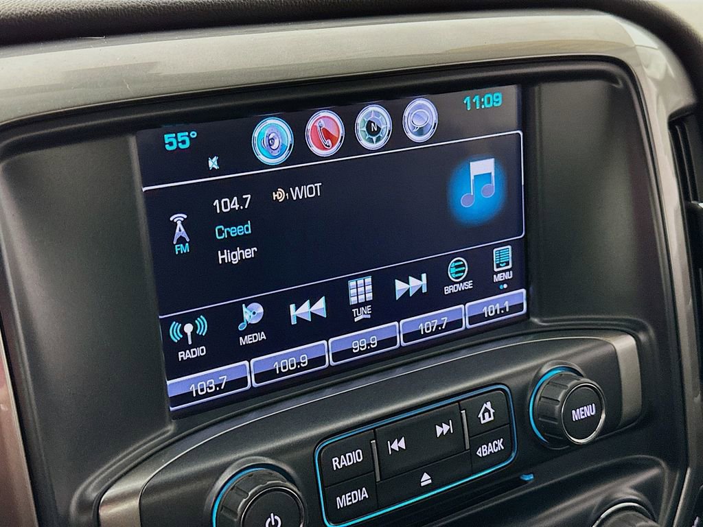 Used 2018 Chevrolet Silverado 1500 LT w/ Midnight Edition AWD/4WD image 21