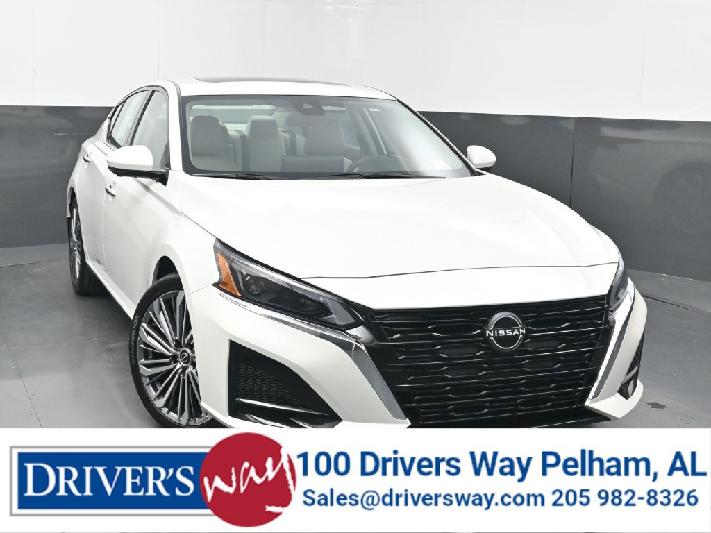 Used 2024 Nissan Altima 2.5 SL FWD image 1