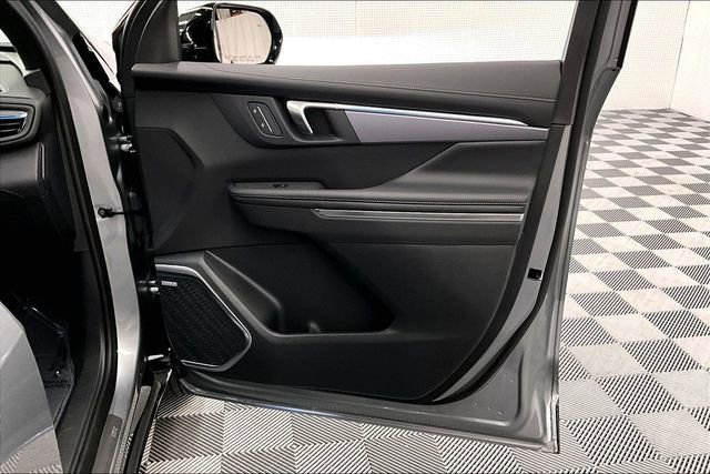 Used 2025 Buick Enclave Sport Touring image 20