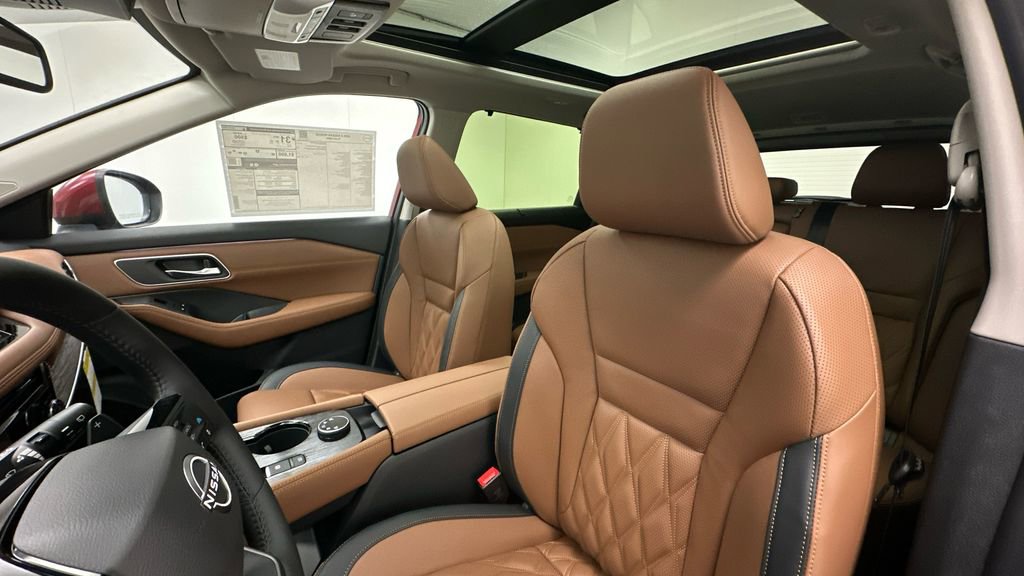 New 2026 Nissan Rogue Platinum AWD/4WD image 9