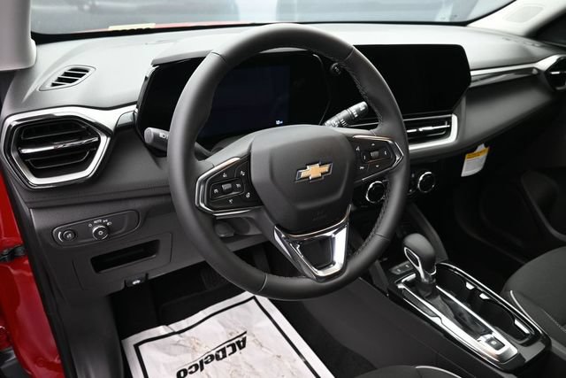 New 2026 Chevrolet TrailBlazer LT w/ Convenience Package FWD image 19