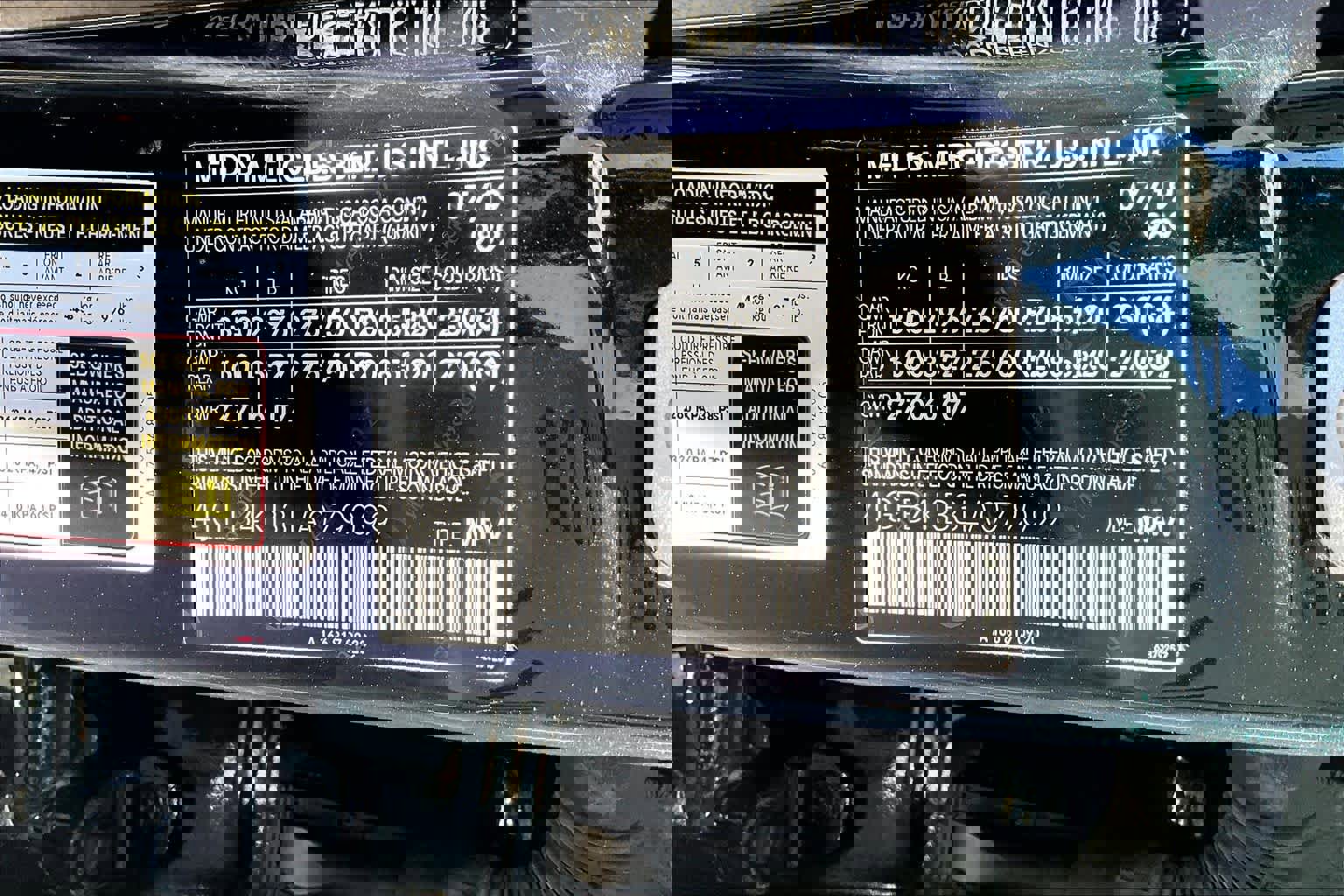 Used 2020 Mercedes-Benz GLE 350 4MATIC w/ Premium Package image 33