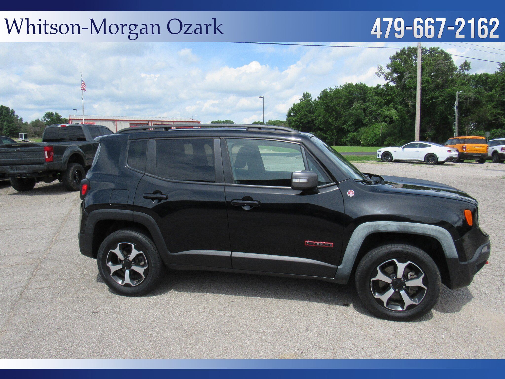 Used 2019 Jeep Renegade Trailhawk w/ UConnect 8.4 Nav Group AWD/4WD image 18