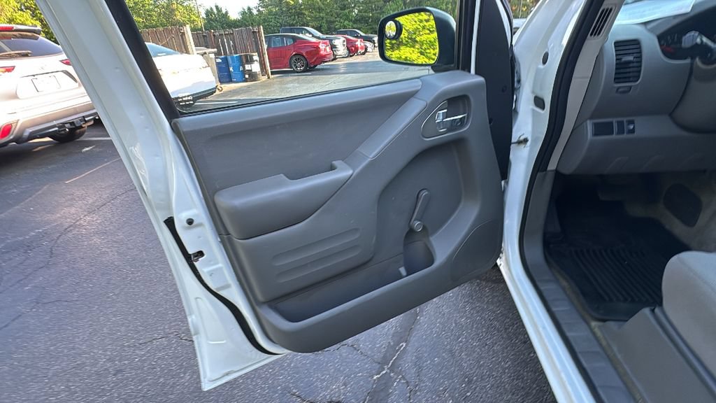 Used 2017 Nissan Frontier S RWD image 11