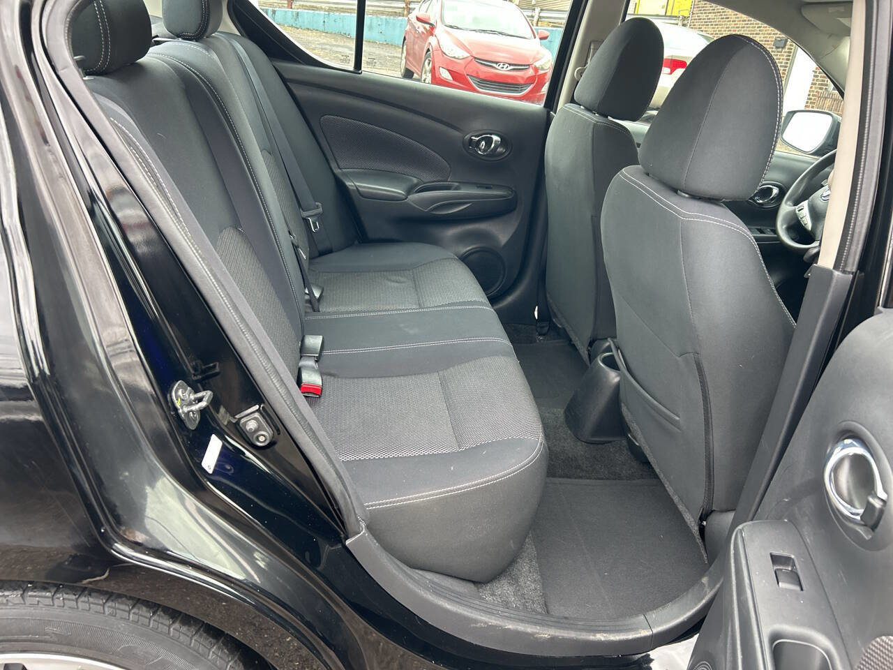 Used 2017 Nissan Versa SV image 22