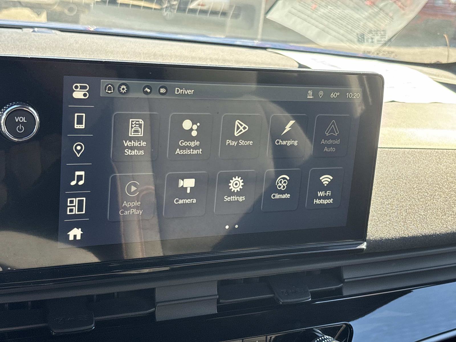 Used 2024 Honda Prologue EX image 24