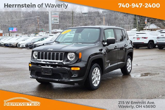 Used 2023 Jeep Renegade Latitude image 3