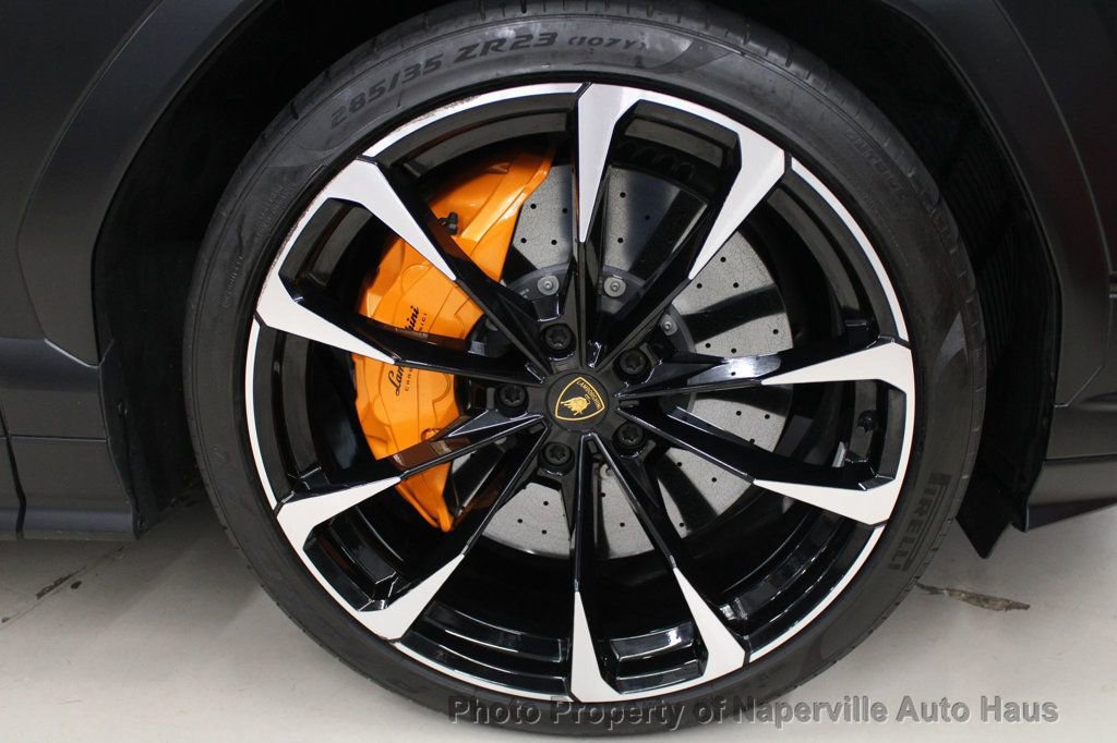 Used 2023 Lamborghini Urus S image 11
