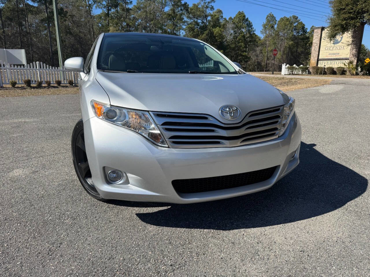 Used 2011 Toyota Venza w/ Convenience Pkg FWD image 36
