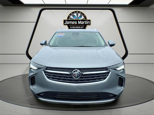 Used 2023 Buick Envision Essence image 2