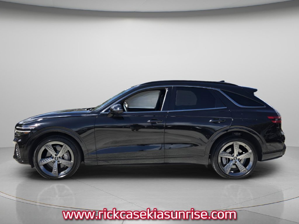 Used 2024 Genesis GV70 2.5T w/ Sport Prestige Package AWD/4WD image 3