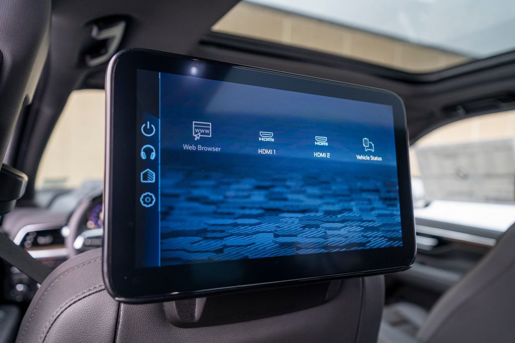 New 2026 Chevrolet Suburban High Country image 41