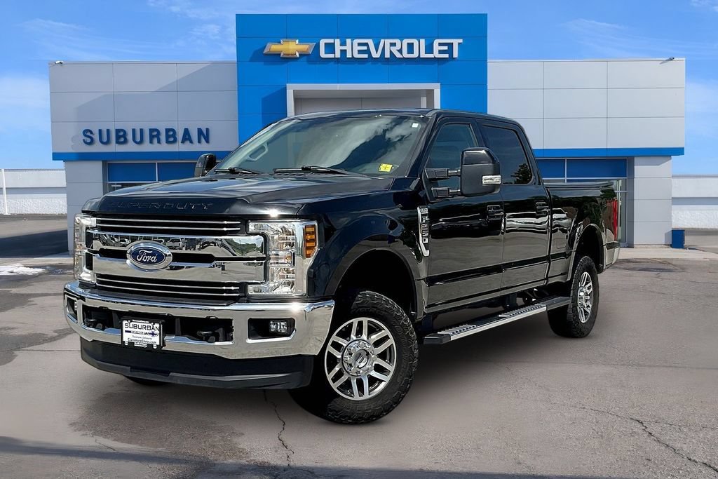 Used 2018 Ford F250 Lariat w/ Lariat Value Package AWD/4WD video 1