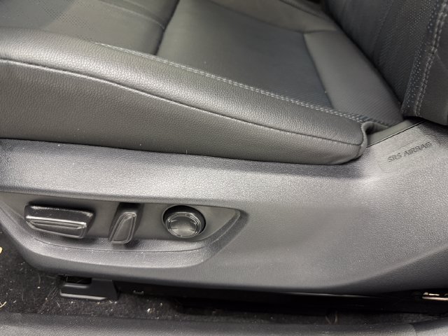 Used 2026 Toyota Camry XSE w/ Premium Package FWD image 27