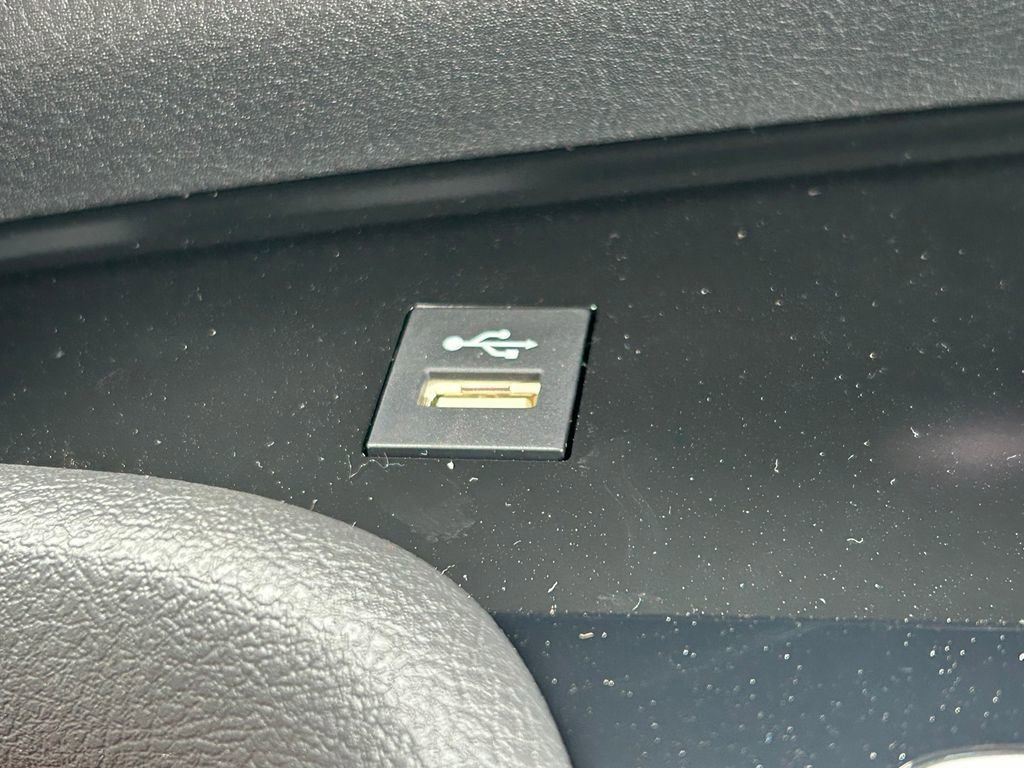 New 2026 Toyota Sienna Platinum image 39