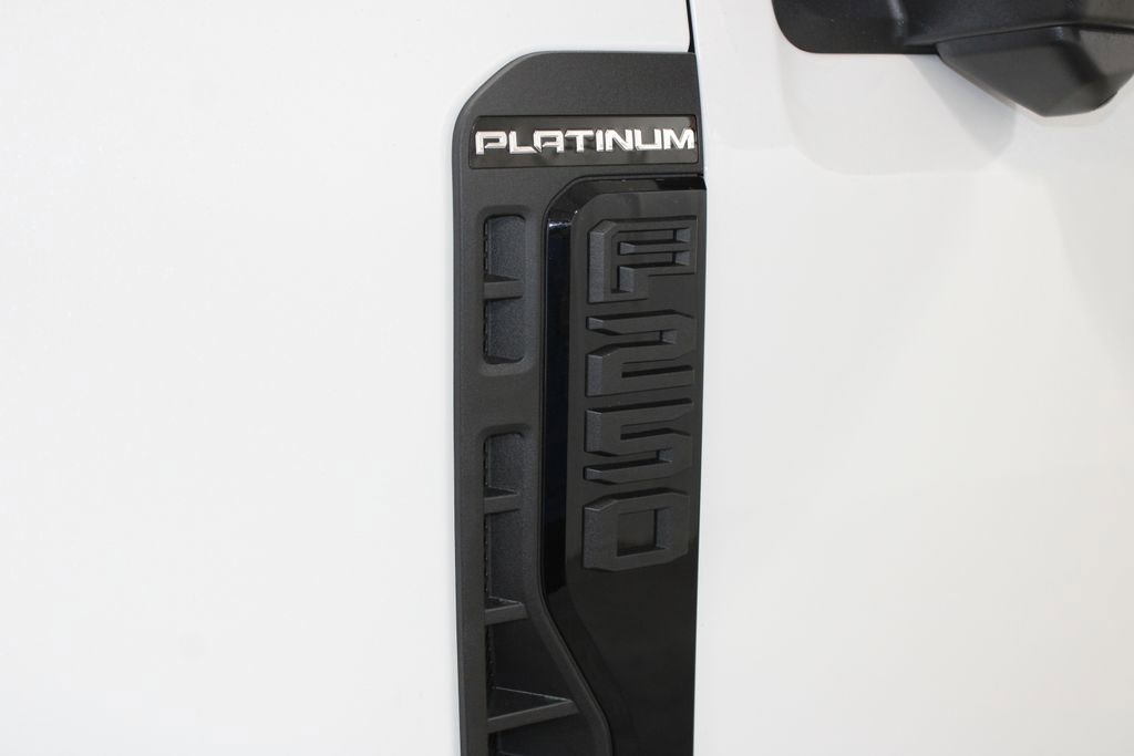 New 2026 Ford F250 Platinum image 15