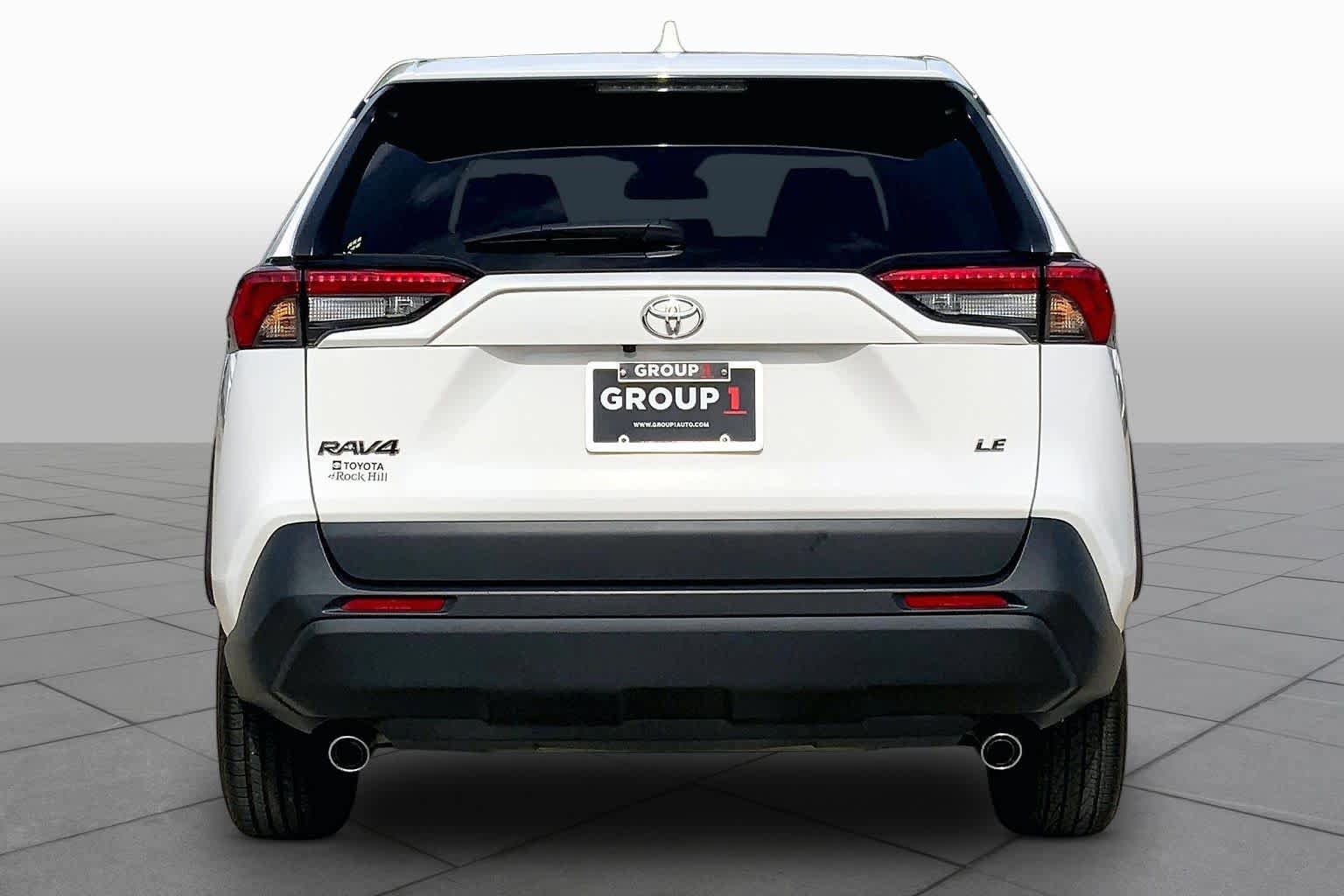 Used 2024 Toyota RAV4 LE FWD image 5