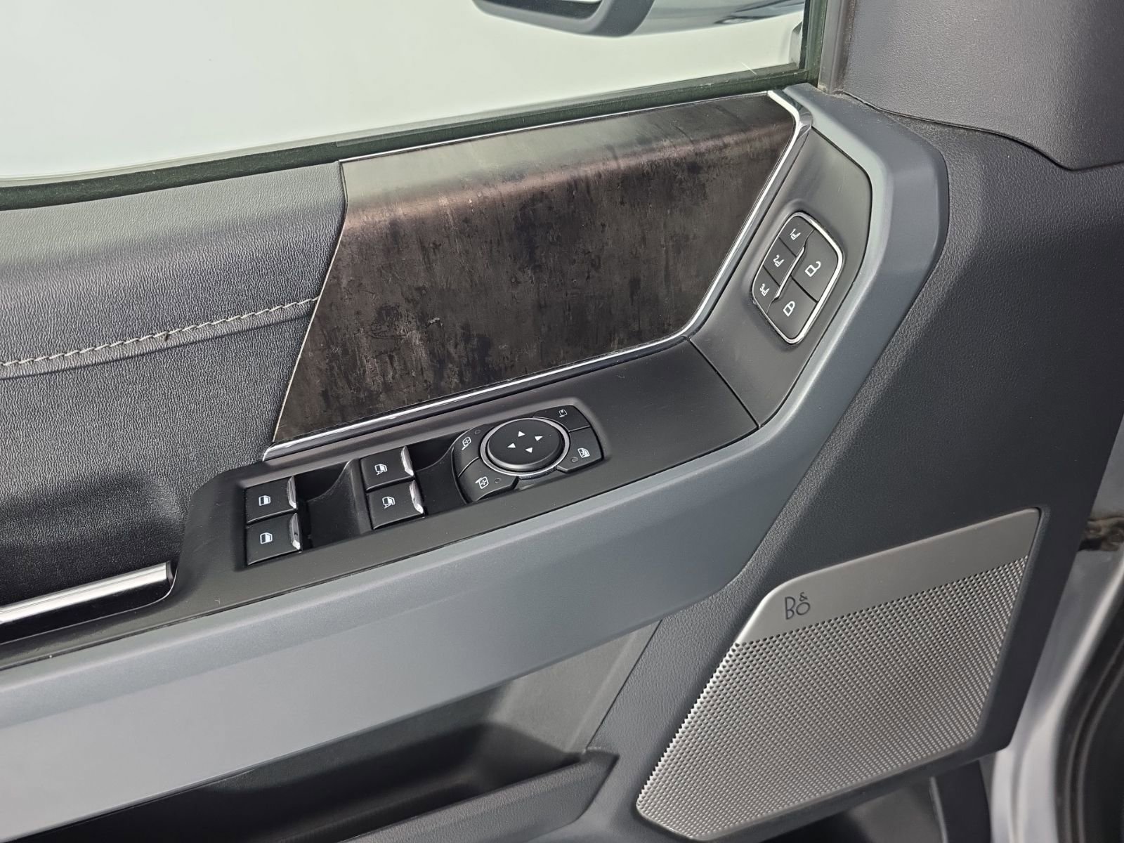 Used 2023 Ford F150 Lariat w/ Equipment Group 502A High image 23