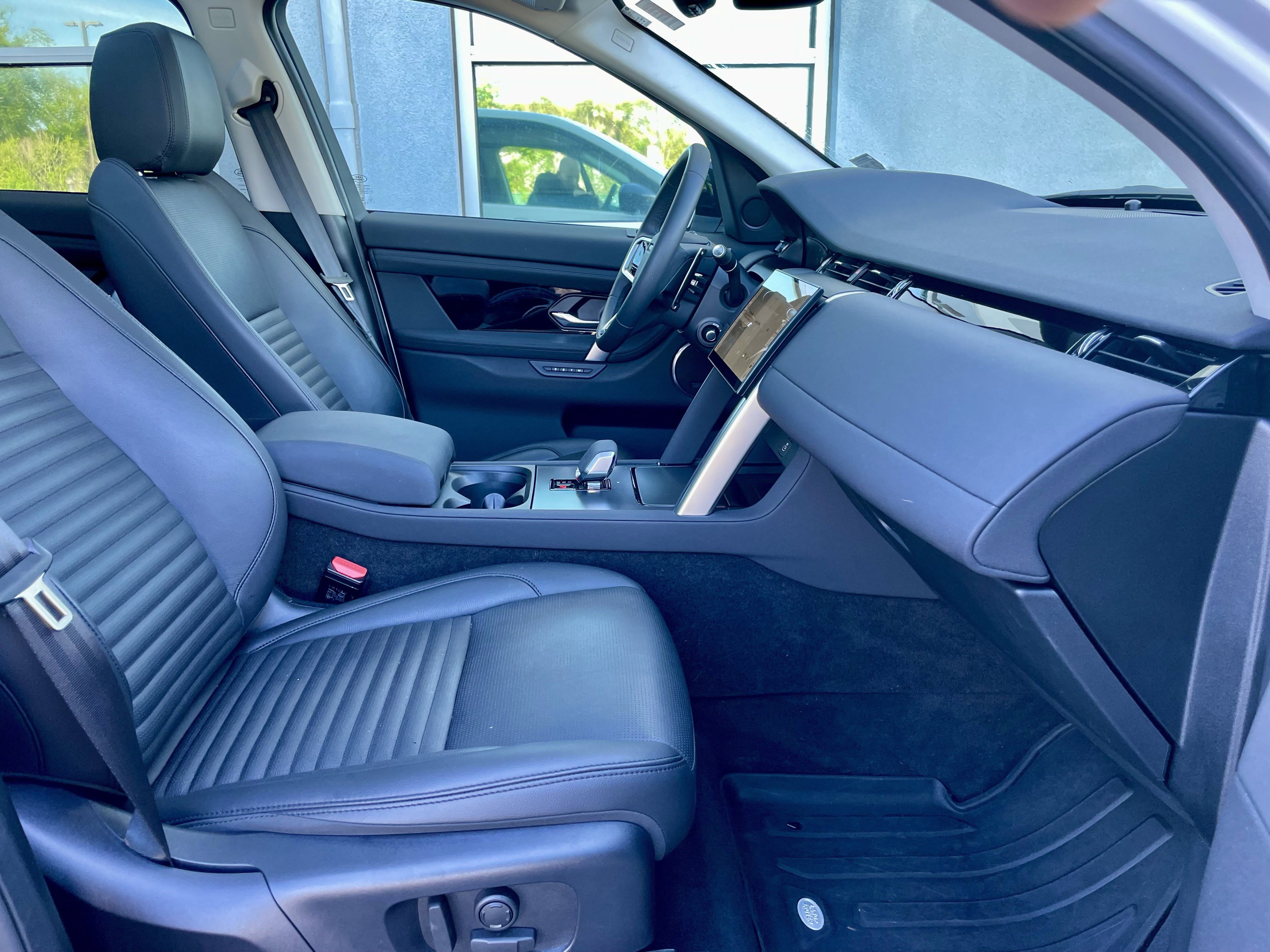 Certified 2025 Land Rover Discovery Sport S AWD/4WD image 15