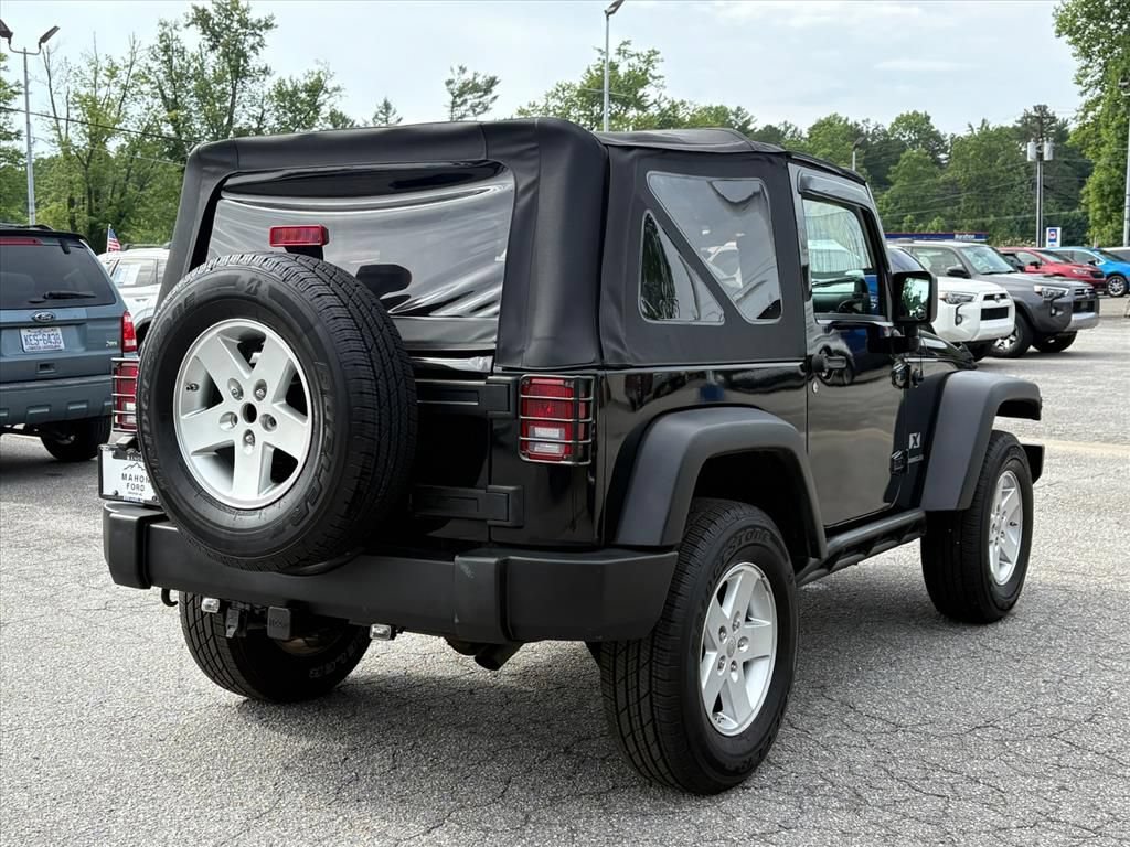 Used 2008 Jeep Wrangler X AWD/4WD image 4