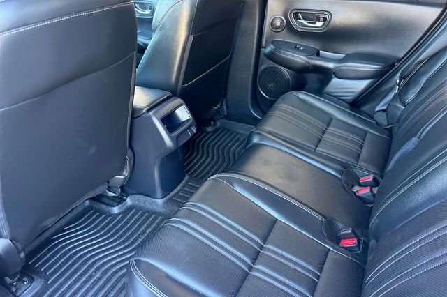 Used 2023 Honda HR-V EX-L image 13