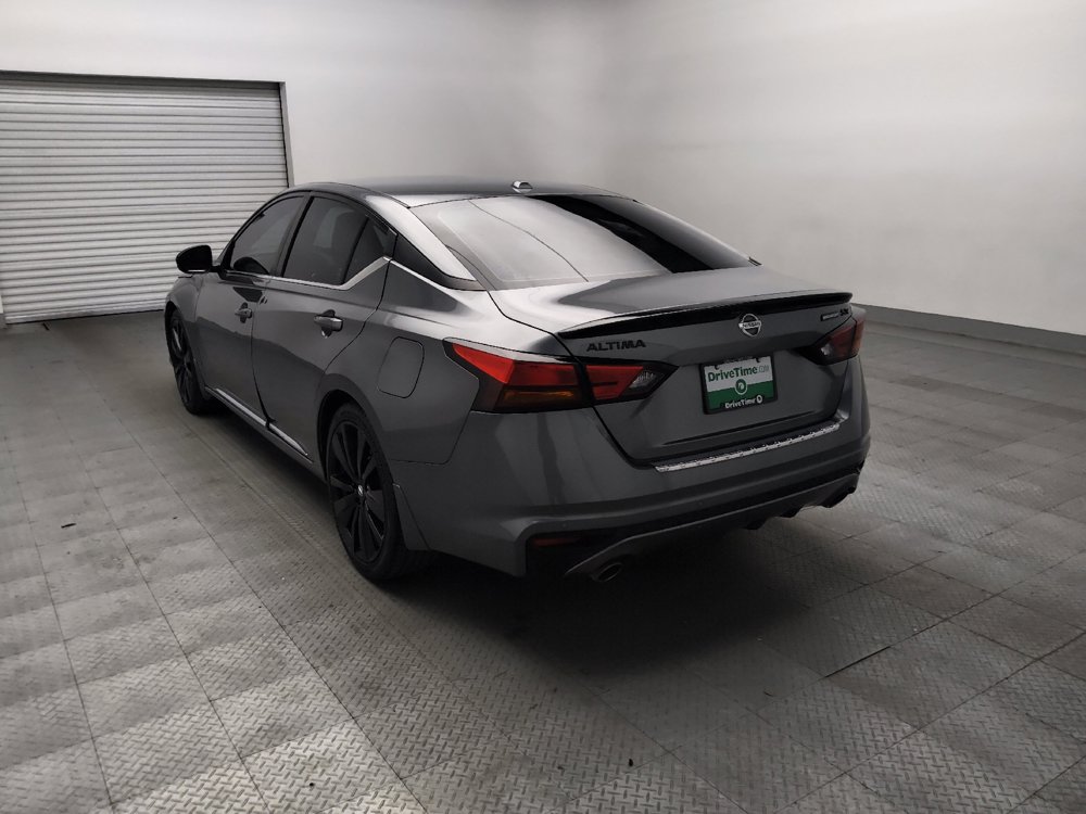 Used 2022 Nissan Altima 2.5 SR w/ Midnight Edition Package FWD image 5