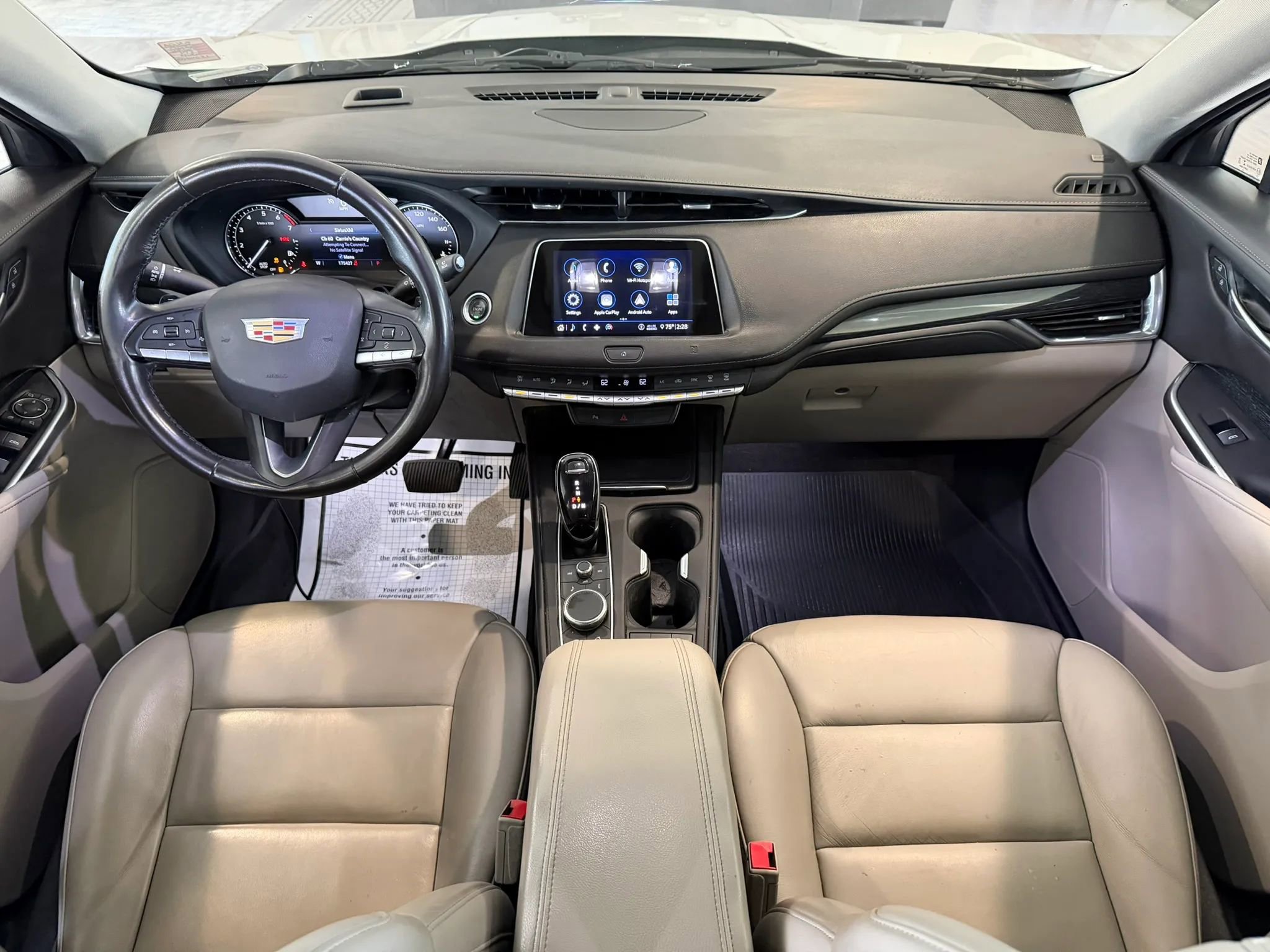 Used 2020 Cadillac XT4 Premium Luxury image 18