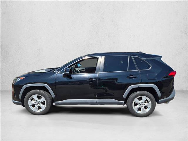Used 2019 Toyota RAV4 XLE AWD/4WD image 8