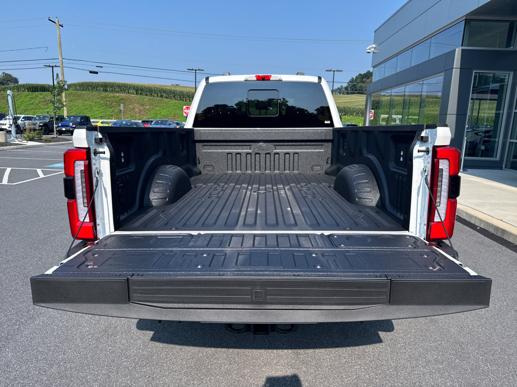 New 2025 Ford F350 Platinum w/ Platinum Plus Package image 6
