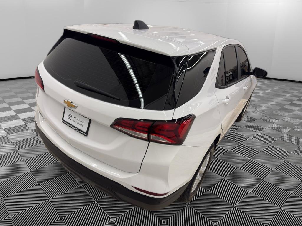 Used 2023 Chevrolet Equinox LS image 7