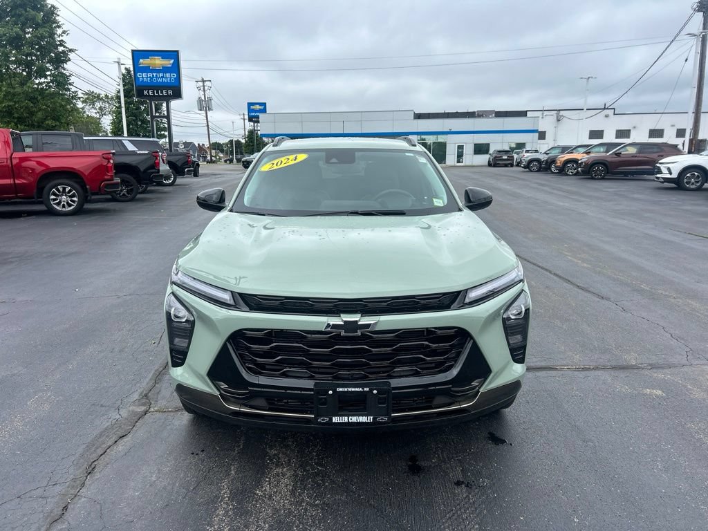 Certified 2024 Chevrolet Trax ACTIV FWD image 3