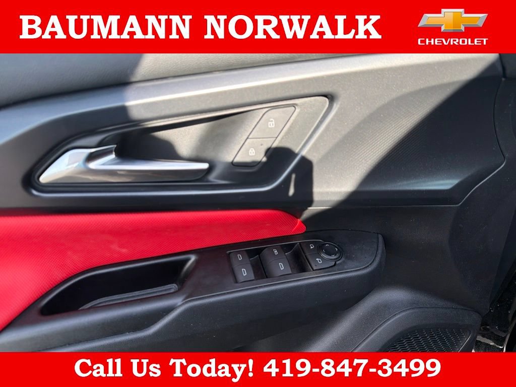 Used 2024 Chevrolet Equinox EV RS w/ Active Safety Package 3 FWD image 24
