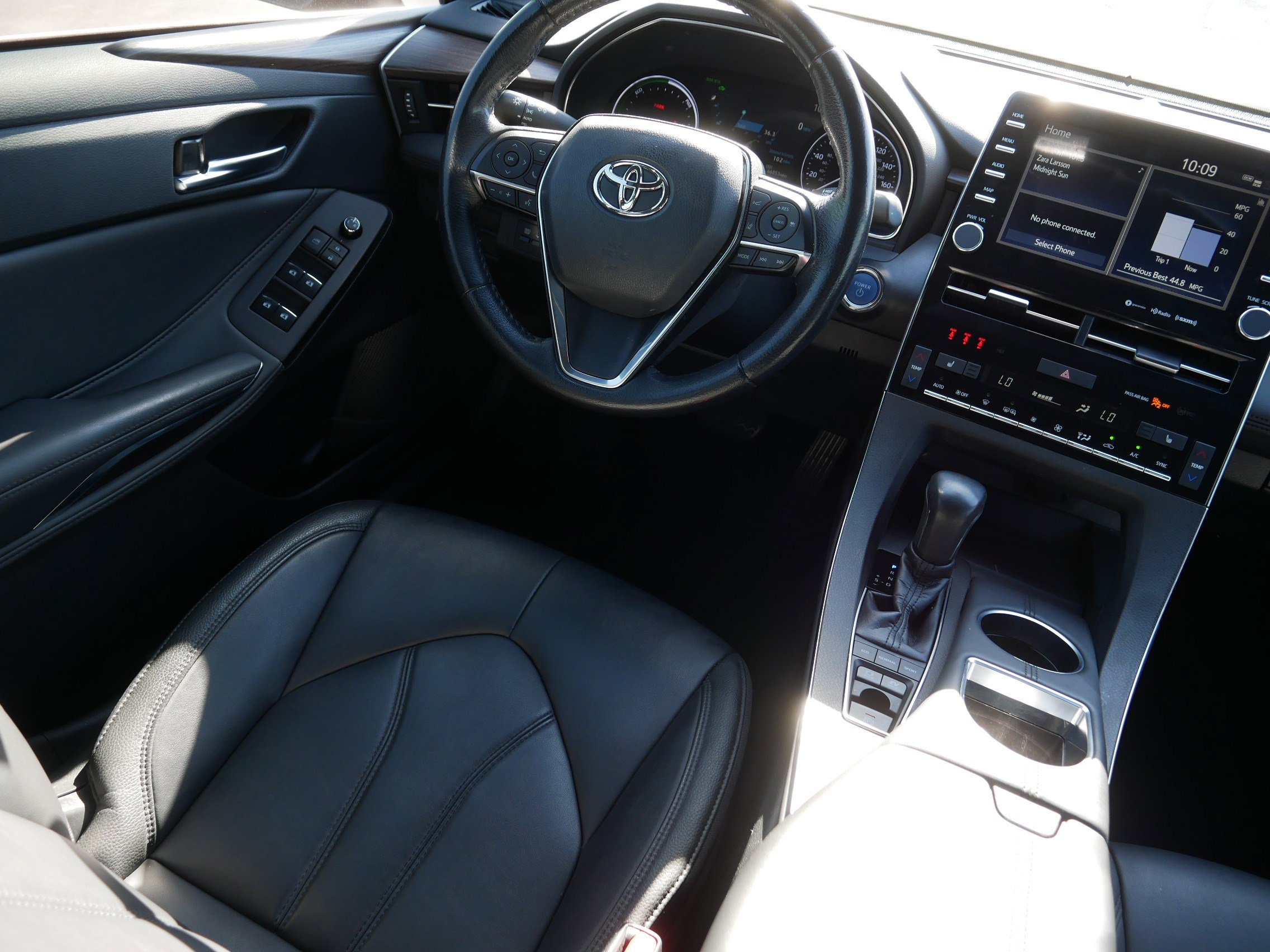 Used 2020 Toyota Avalon XLE FWD image 9