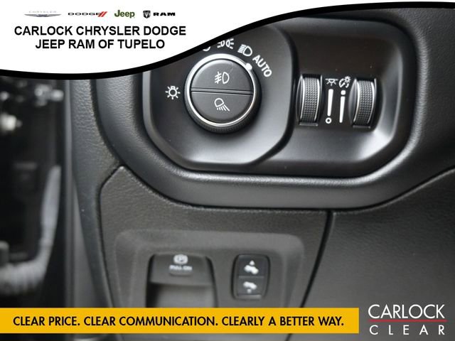 Used 2025 RAM 1500 Limited AWD/4WD image 12