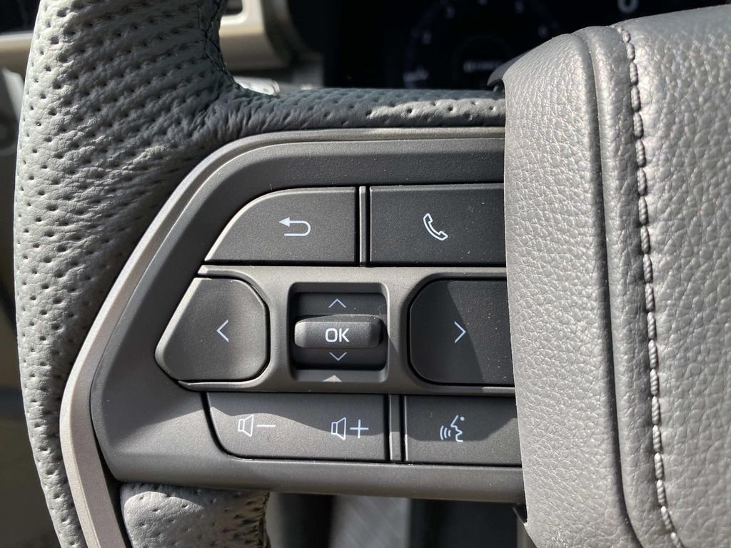 New 2026 Toyota Tacoma Limited AWD/4WD image 16