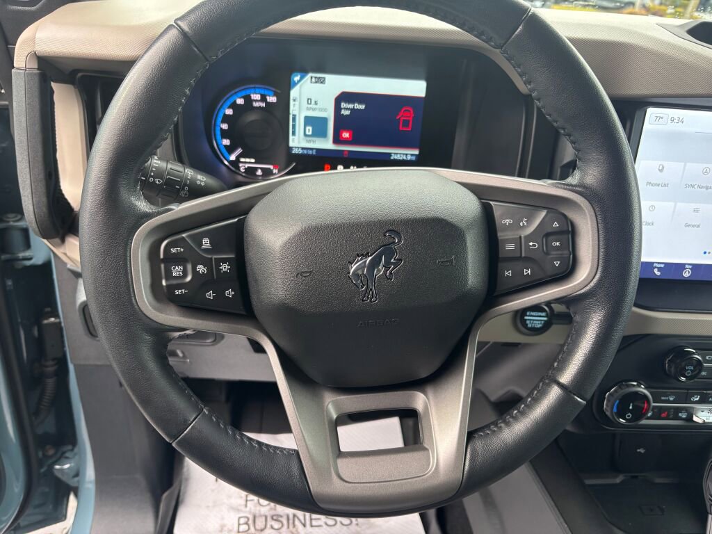 Used 2022 Ford Bronco Wildtrak image 19