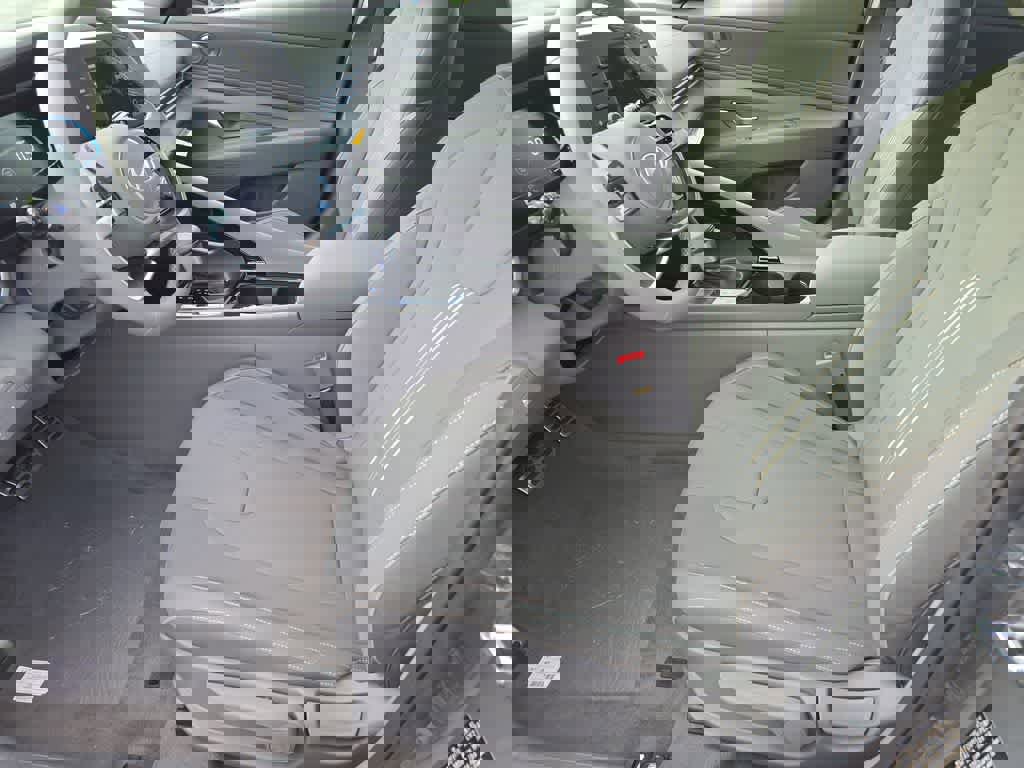 New 2026 Hyundai Elantra SEL Sport Premium image 16