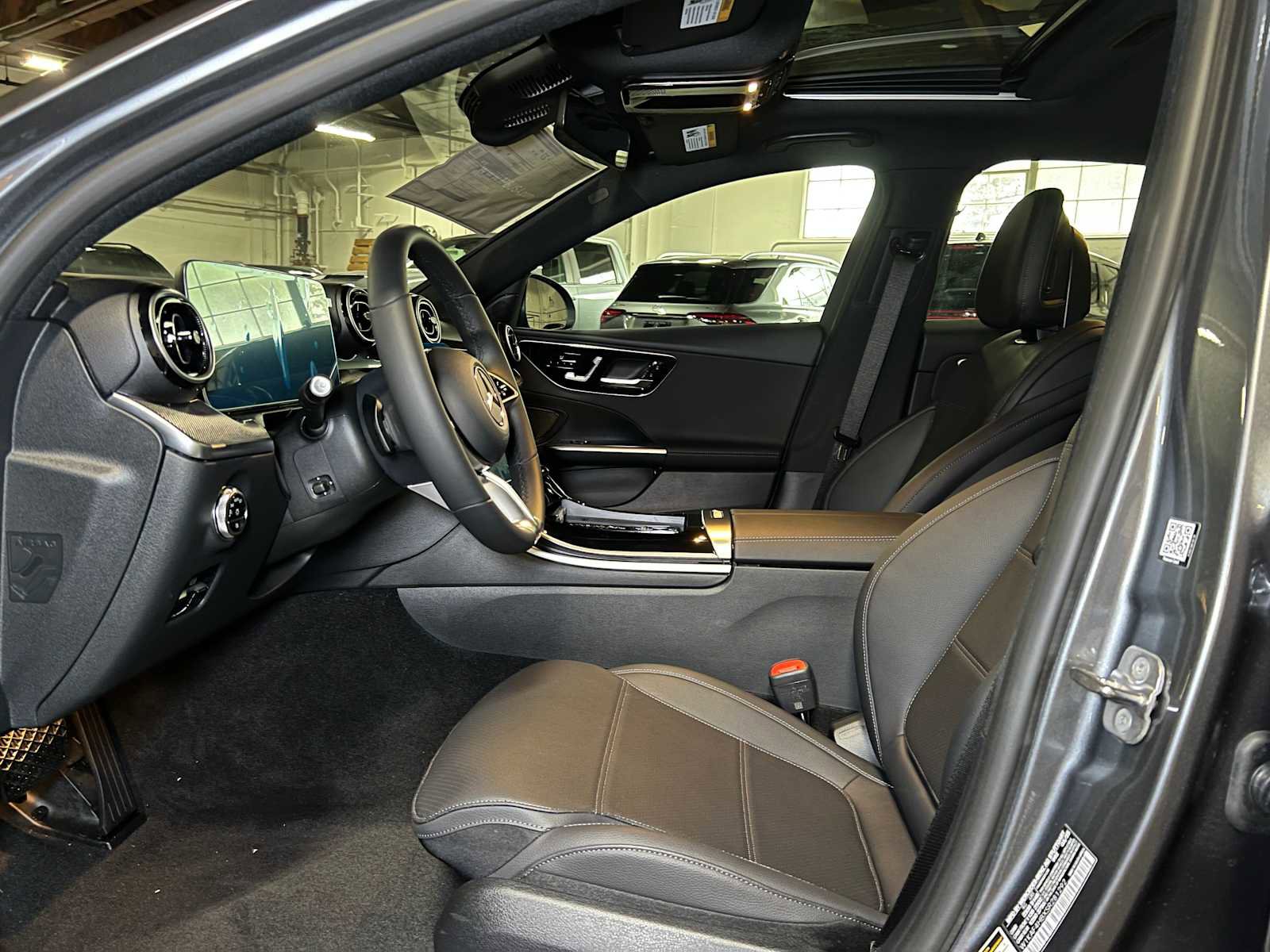 Used 2025 Mercedes-Benz C 300 4MATIC Sedan image 20