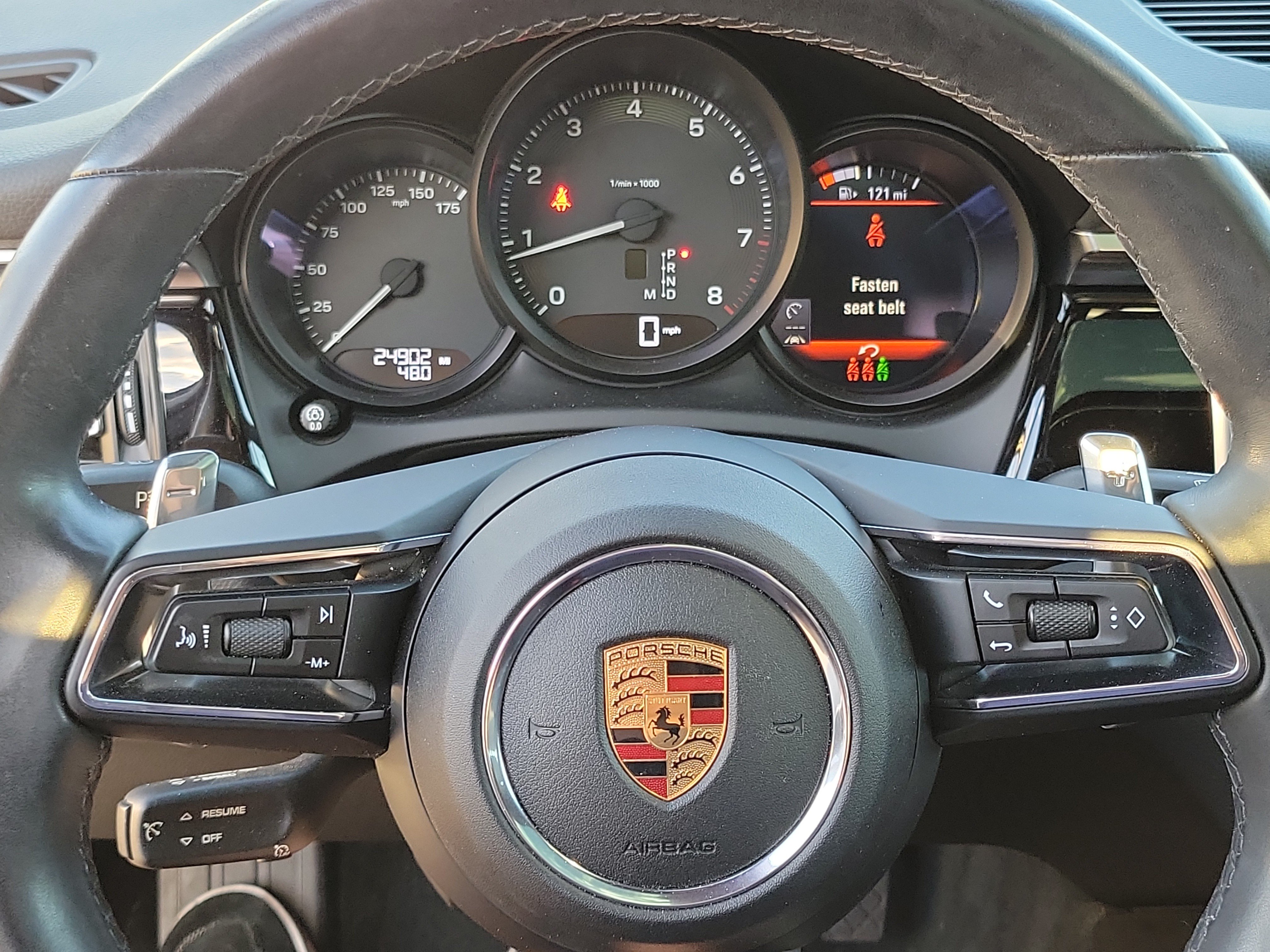 Used 2022 Porsche Macan AWD/4WD image 10