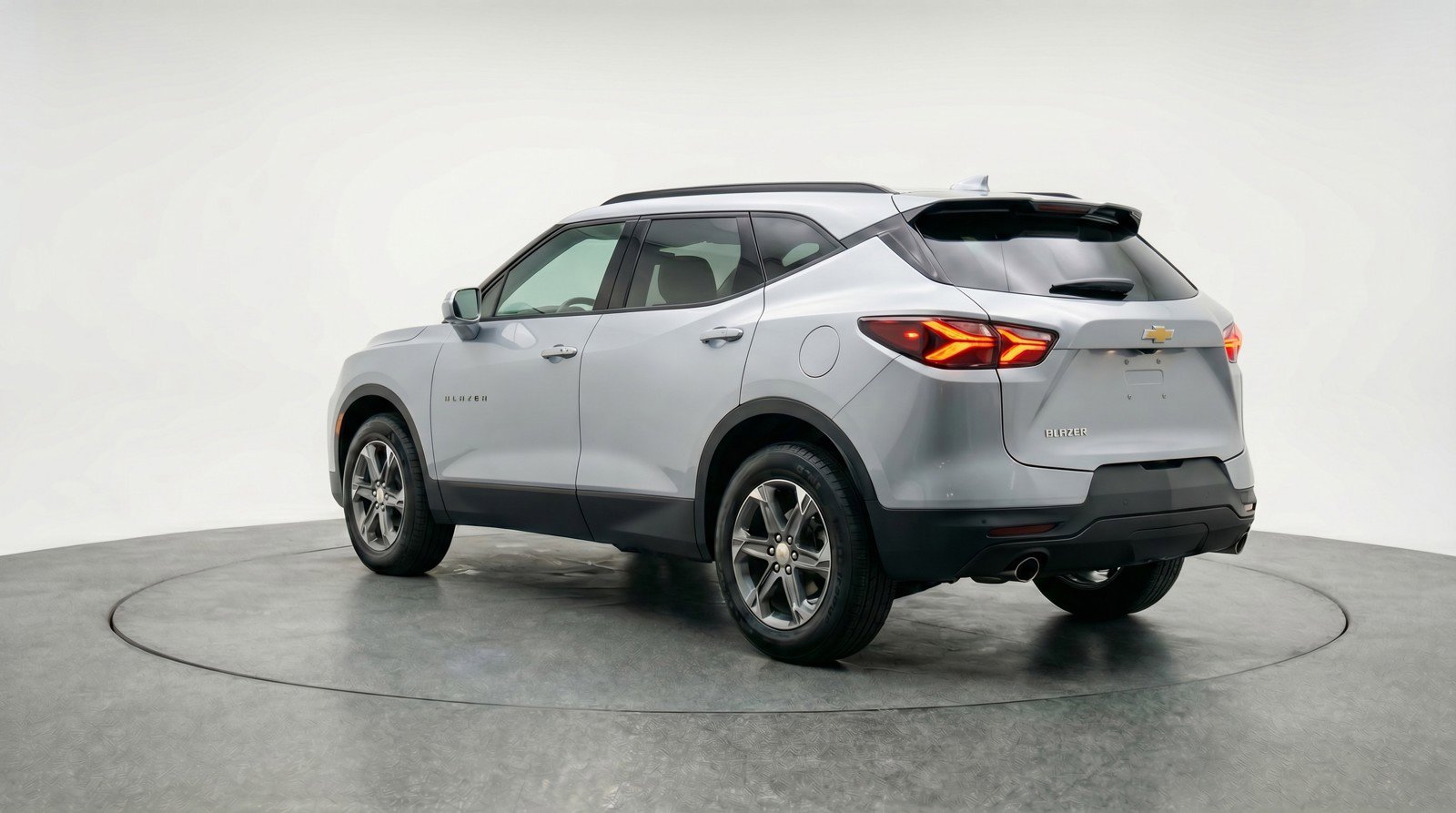 Used 2025 Chevrolet Blazer LT image 6