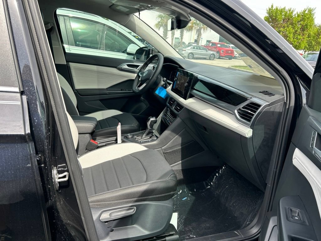 New 2026 Volkswagen Taos SEL AWD/4WD image 43