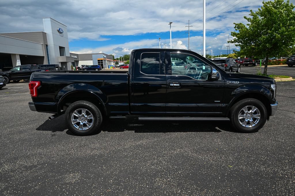 Used 2017 Ford F150 Lariat w/ Equipment Group 502A Luxury AWD/4WD image 3