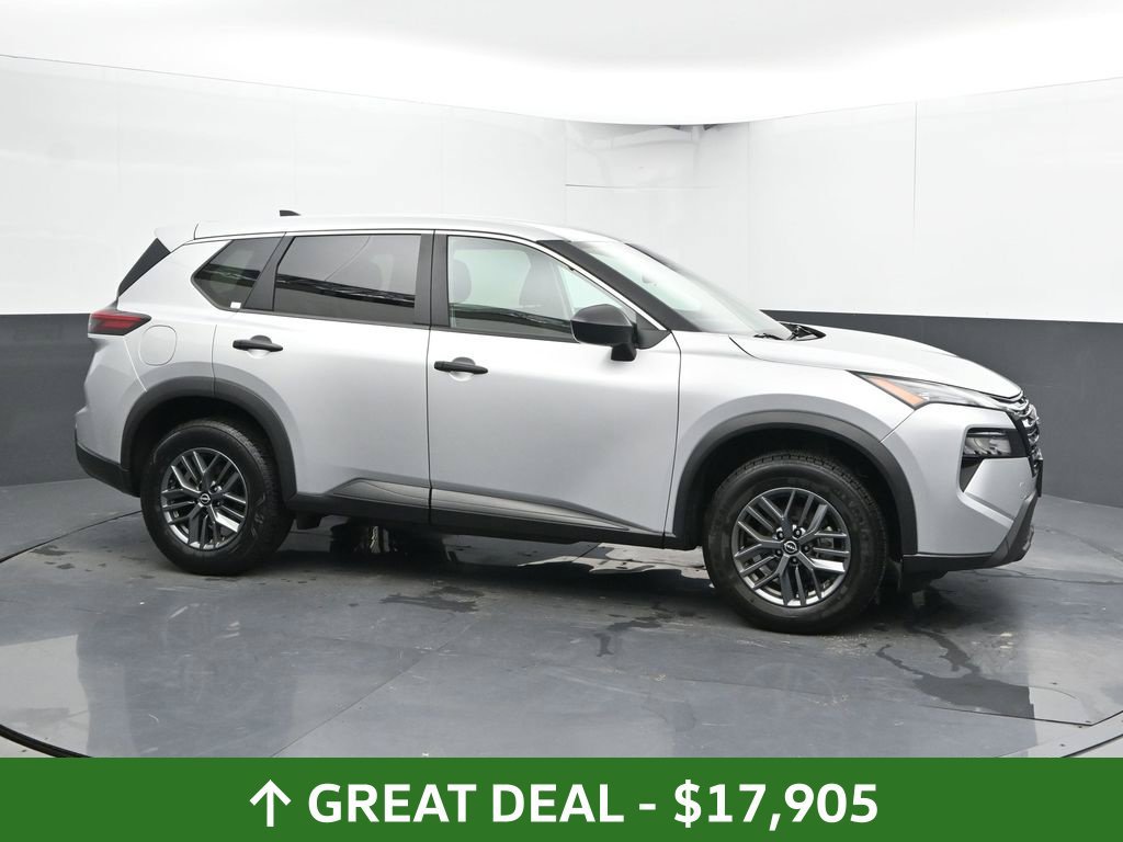 Used 2024 Nissan Rogue S FWD image 5